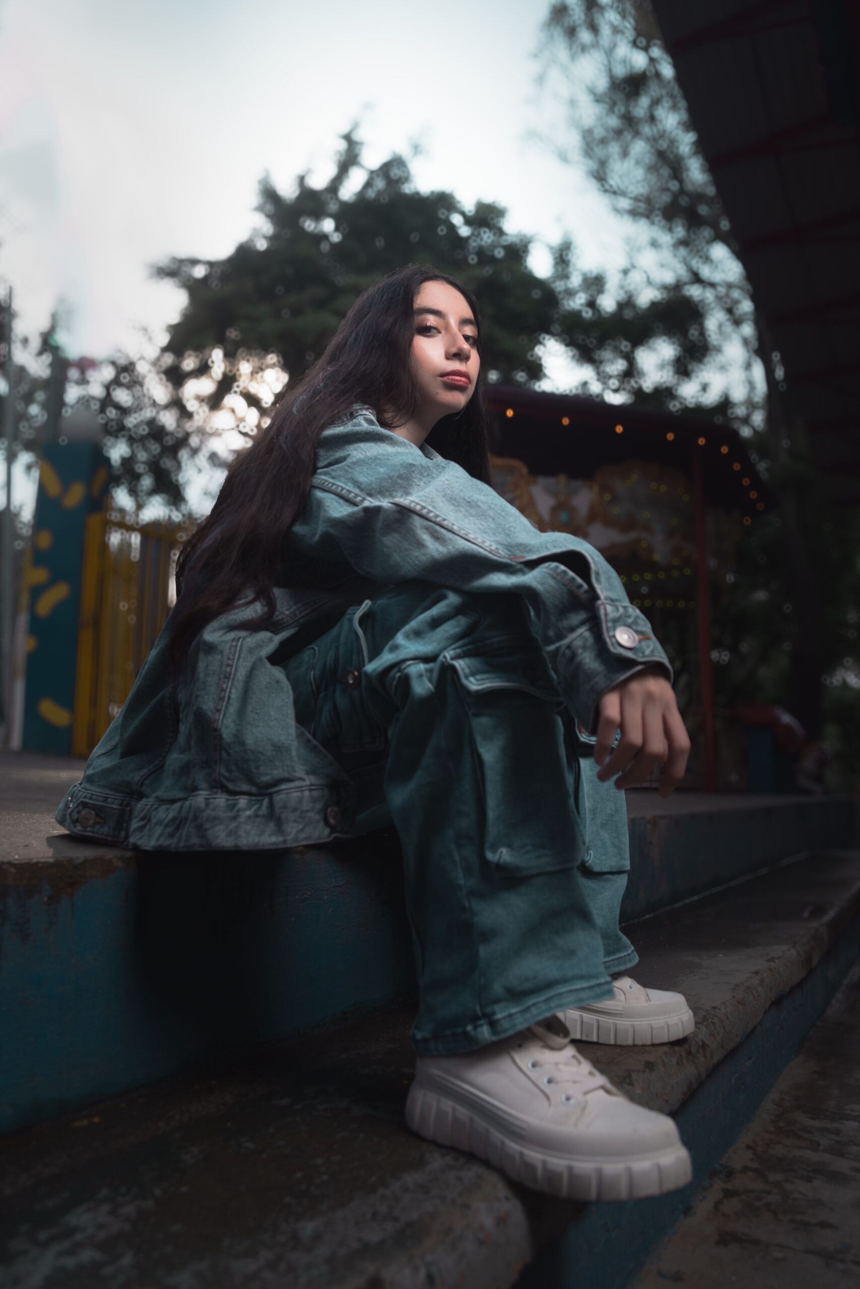 ELY SARAVIA - MODELO Y STREAMER DE GUATEMALA - SESION DE FOTOS EN FERIA - RETRATO MODERNO EN SESION FOTOGRAFIA