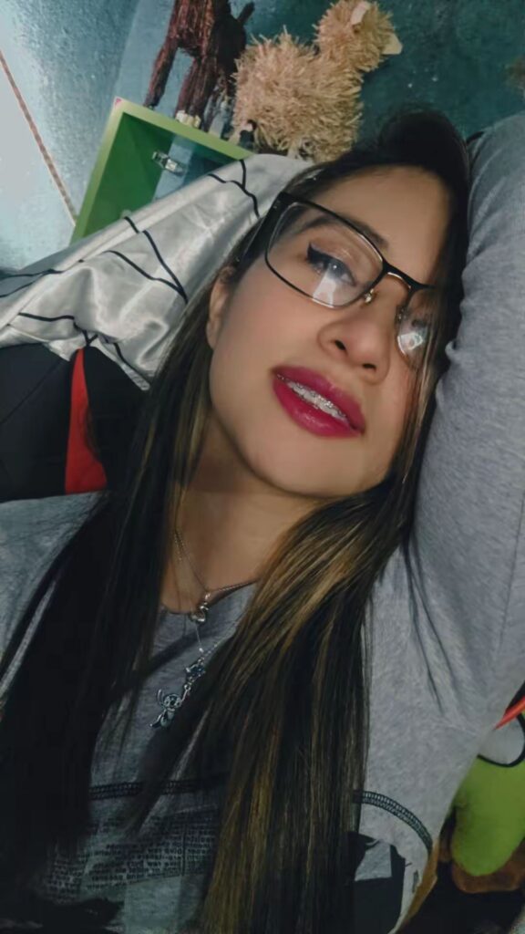 AdyGames | Creadora de contenido y Streamer 3 - Modelo y Tiktoker de Guatemala AdyGames - Creadora de contenido y Streamer en Tiktok y Twitch sobre contenido Gamer principalmente, Creadora de contenido Guatemalteca apasionada por los juegos