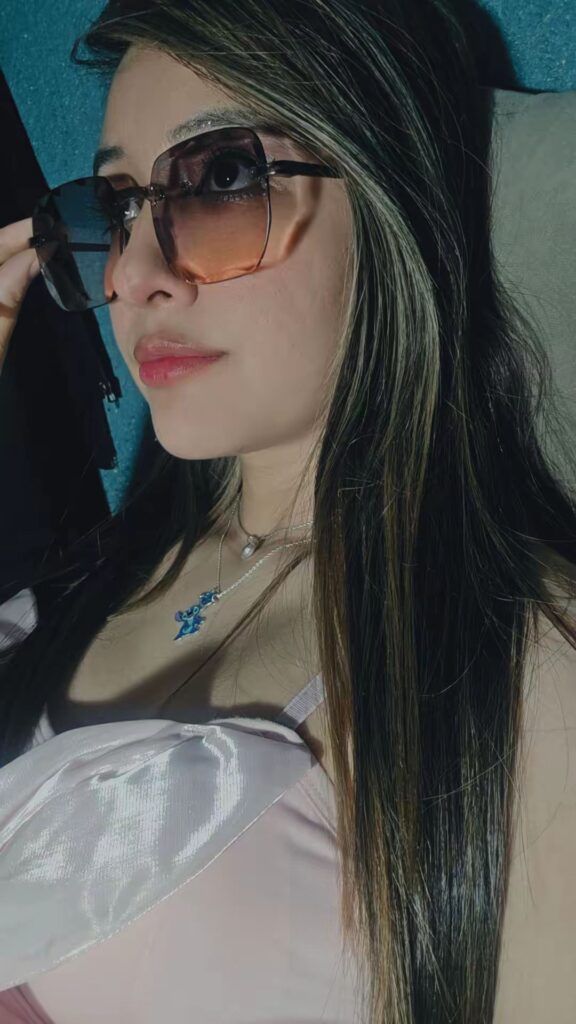 AdyGames | Creadora de contenido y Streamer 4 - Modelo y Tiktoker de Guatemala AdyGames - Creadora de contenido y Streamer en Tiktok y Twitch sobre contenido Gamer principalmente, Creadora de contenido Guatemalteca apasionada por los juegos
