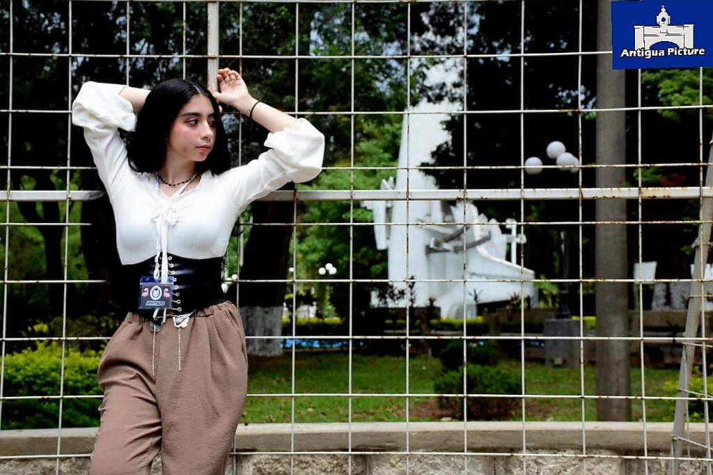 Sesión Festival Asiático 2026 2 - Modelo y Tiktoker de Guatemala ELY SARAVIA - SESION FOTOGRAFICA EN FESTIVAL ASIATICO GUATEMALA 2026